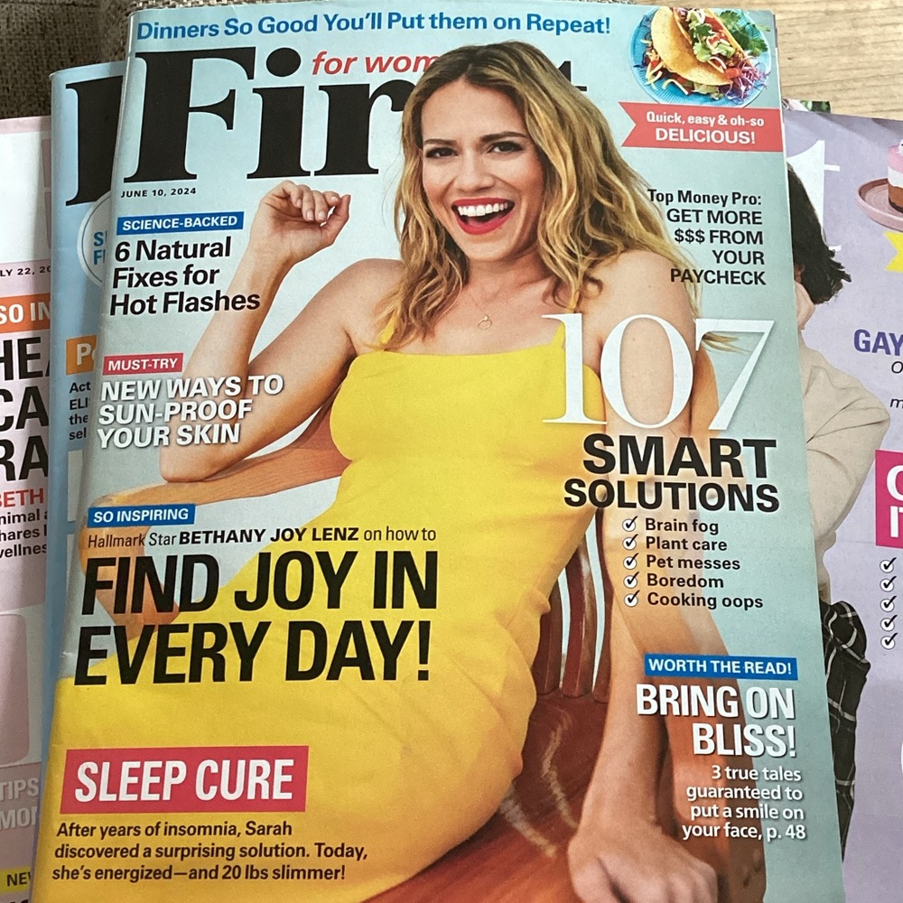 10 First Magazines - Picture 4 of 11